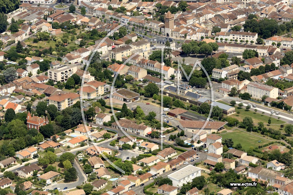 Photo arienne de Villeneuve-sur-Lot (Cocquard)