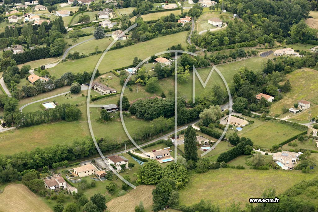 Photo arienne de Villeneuve-sur-Lot (Pcaillaou)