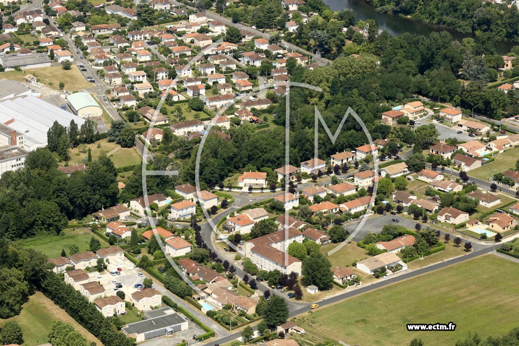 Photo arienne de Villeneuve-sur-Lot (Pont de Laroque)