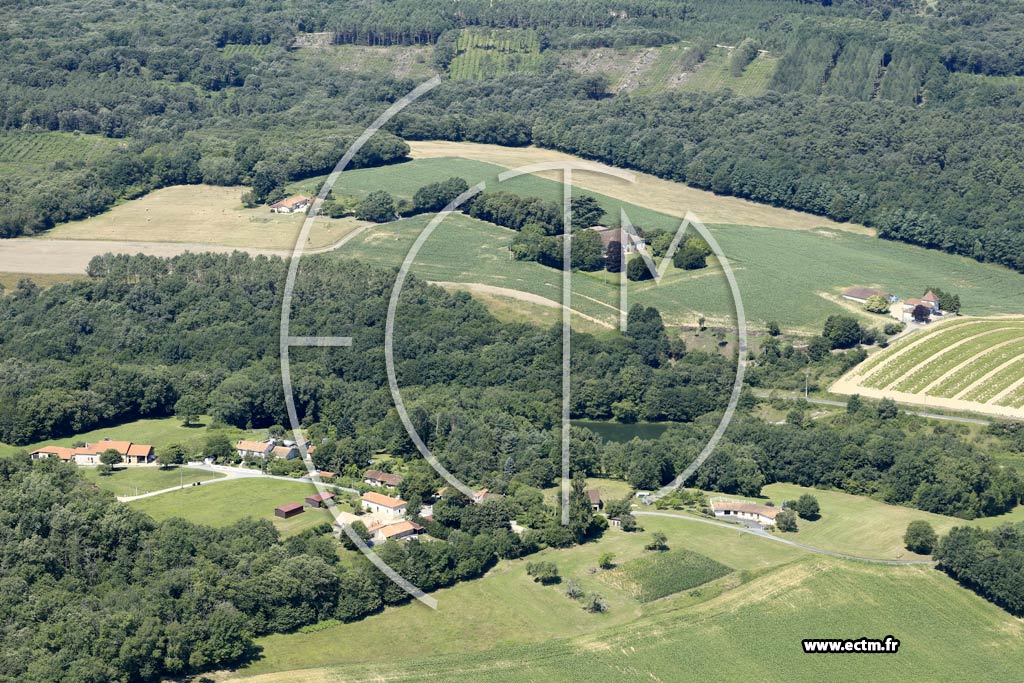 Photo arienne de Bussac (la Jubrie)