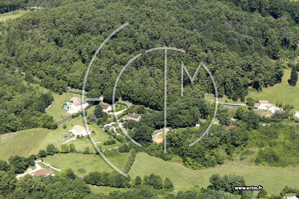 Photo arienne de Lguillac-de-l'Auche