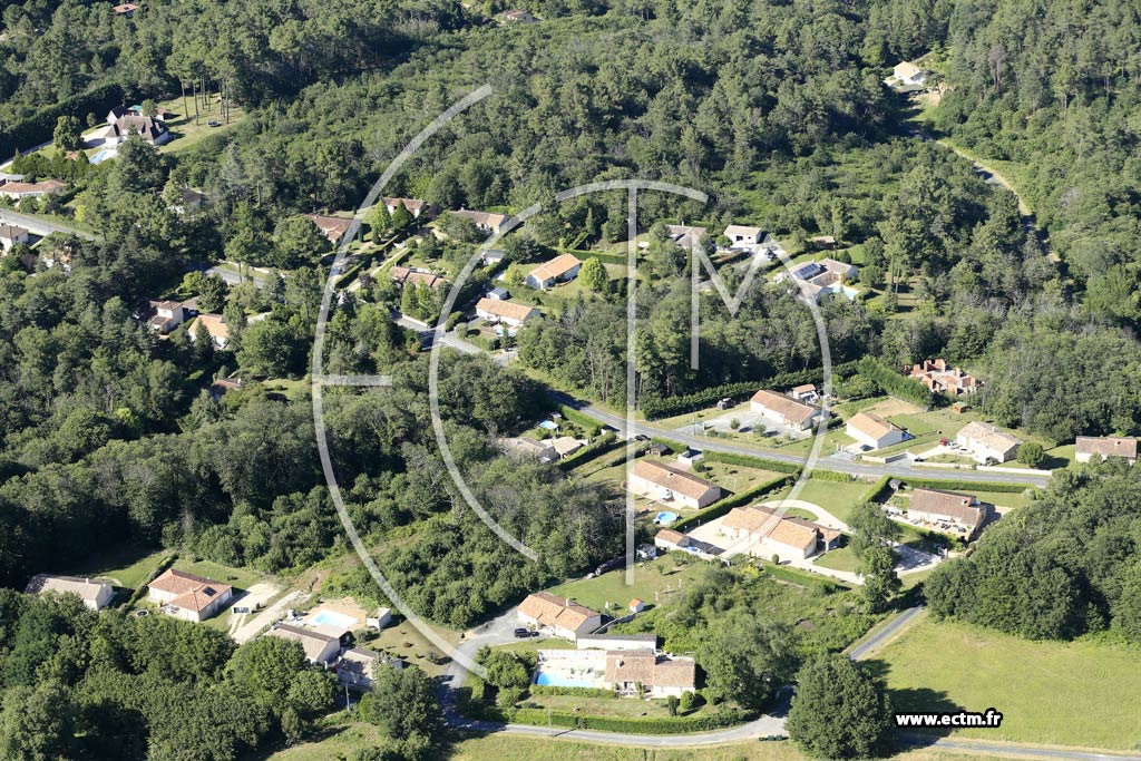 Photo arienne de Marsac-sur-l'Isle (le Petit Biard)
