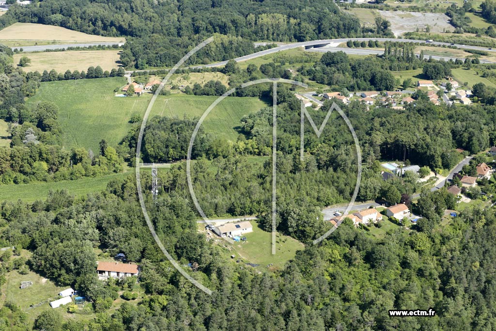 Photo aérienne de Montrem (Chanteroudilles)