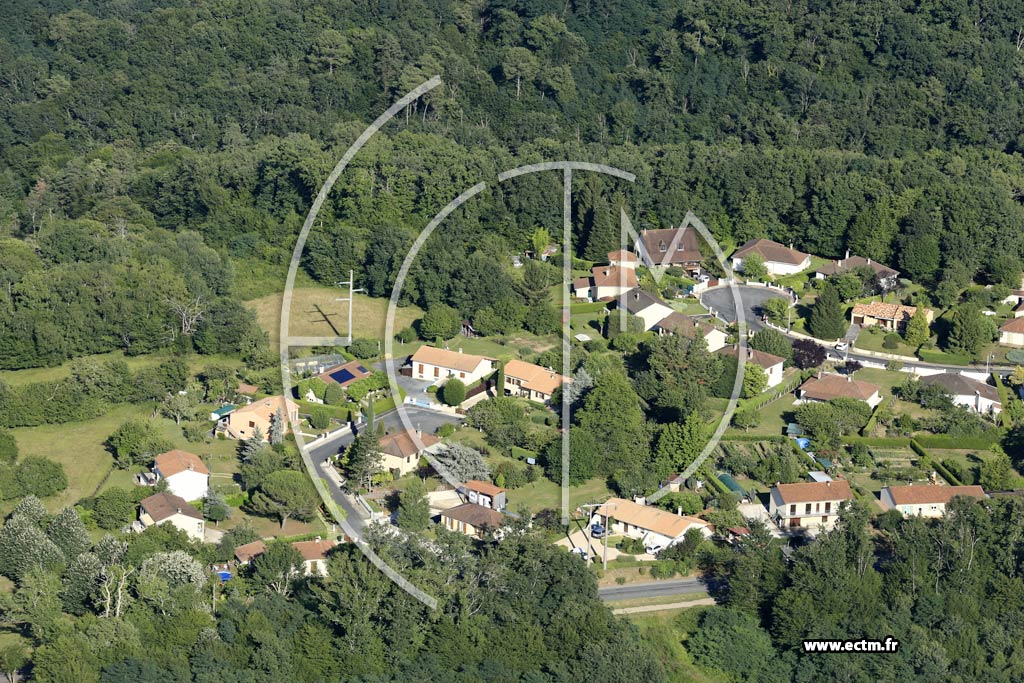 Photo arienne de Notre-Dame-de-Sanilhac (le Plateau de Prompsault)