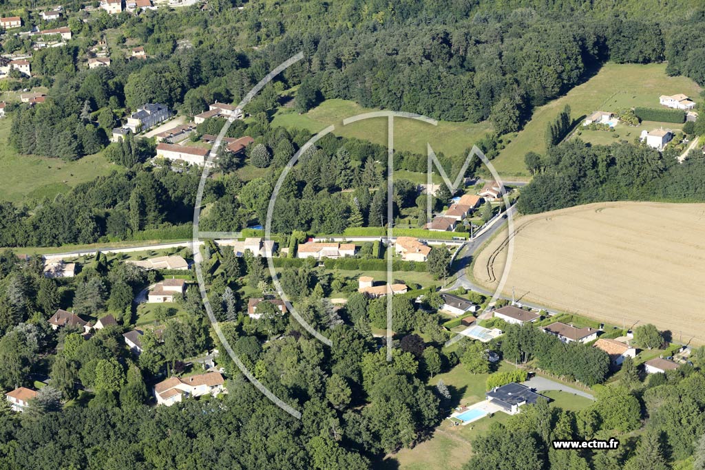 Photo arienne de Notre-Dame-de-Sanilhac (Touvent)