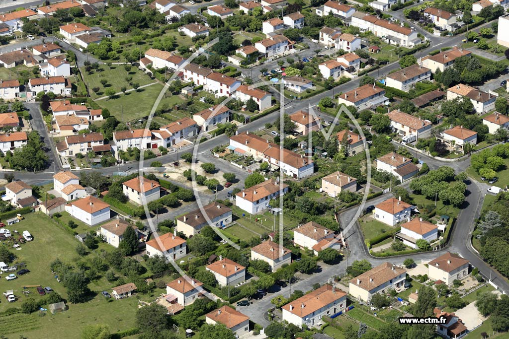 Photo arienne de Saint-Lon-sur-l'Isle