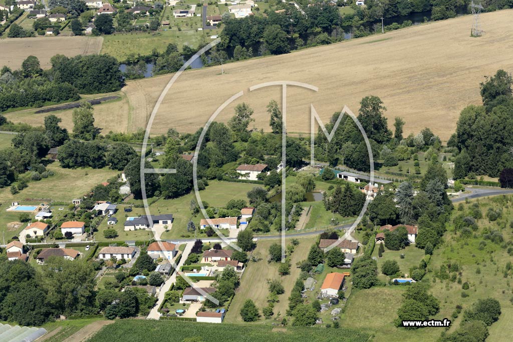 Photo arienne de Saint-Lon-sur-l'Isle
