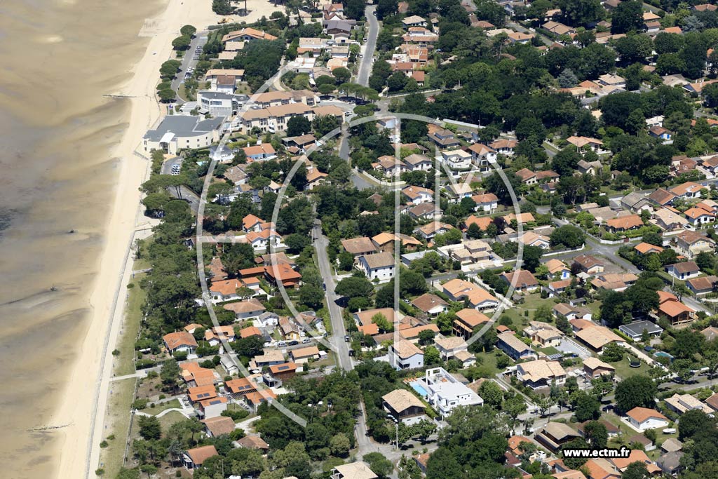 Photo arienne de Andernos-les-Bains (Est)