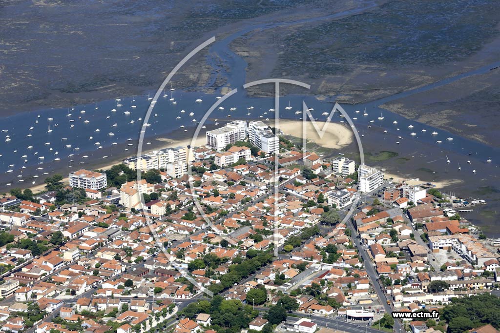 Photo arienne de Arcachon (Ville d'Automne)