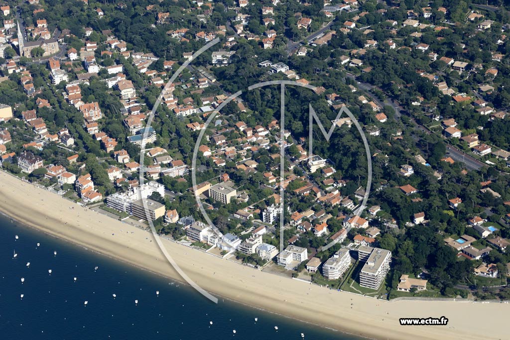 Photo arienne de Arcachon (Ville de Printemps)