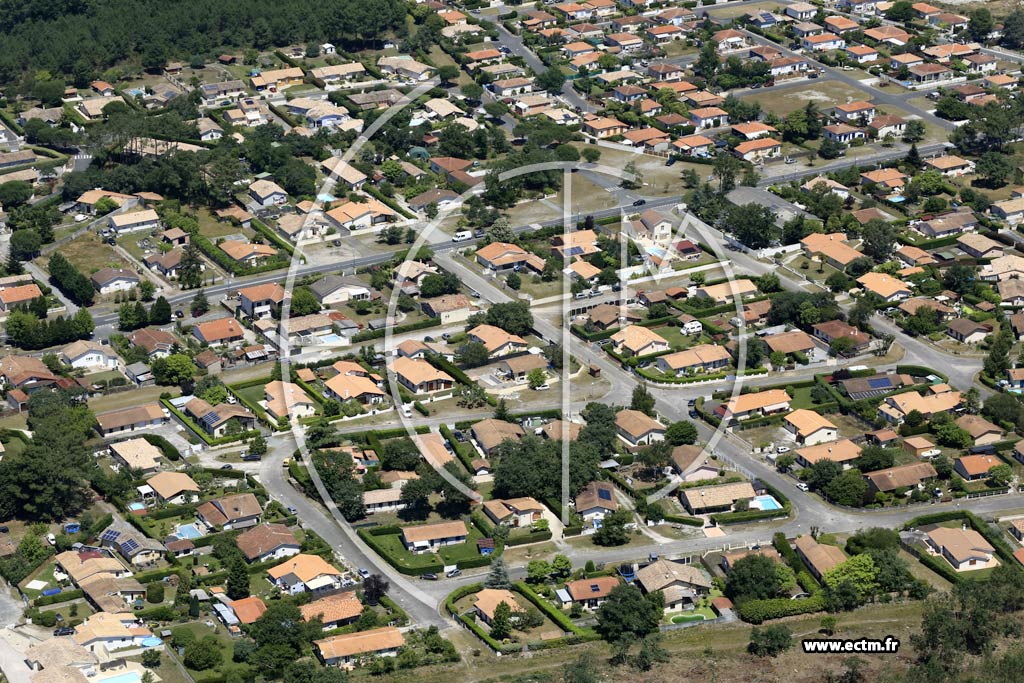 Photo arienne de Audenge (la Courbe - le Courtiou)