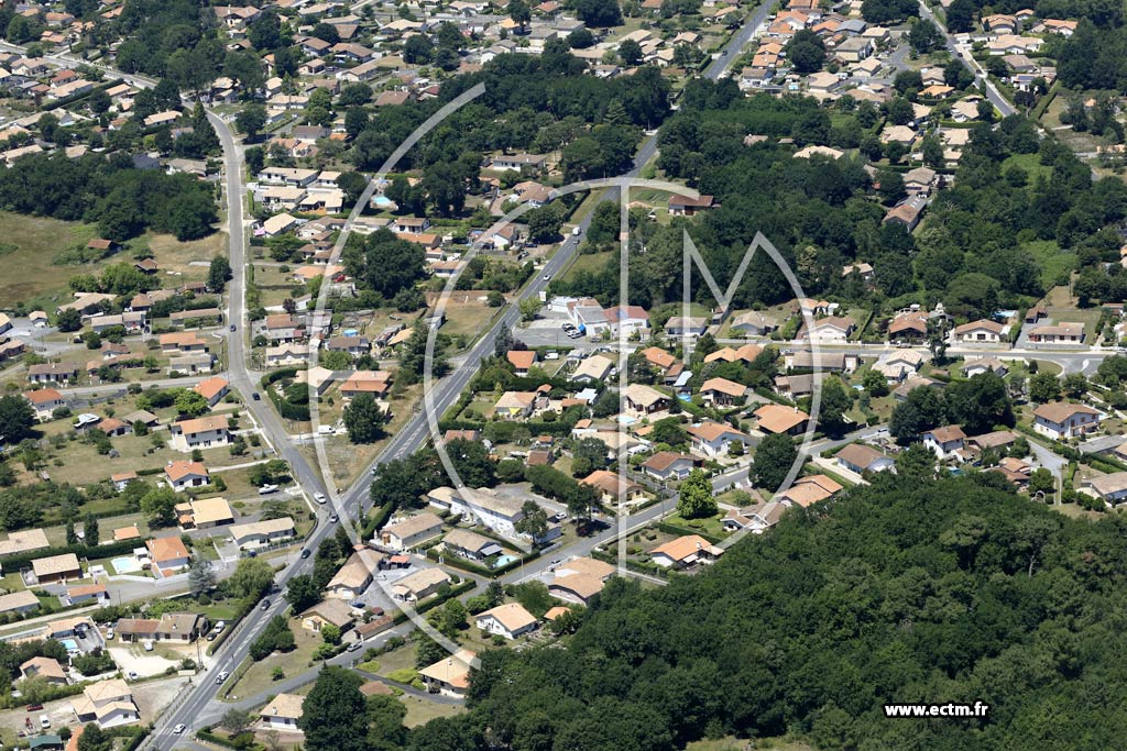 Photo arienne de Biganos (le Pujeau)