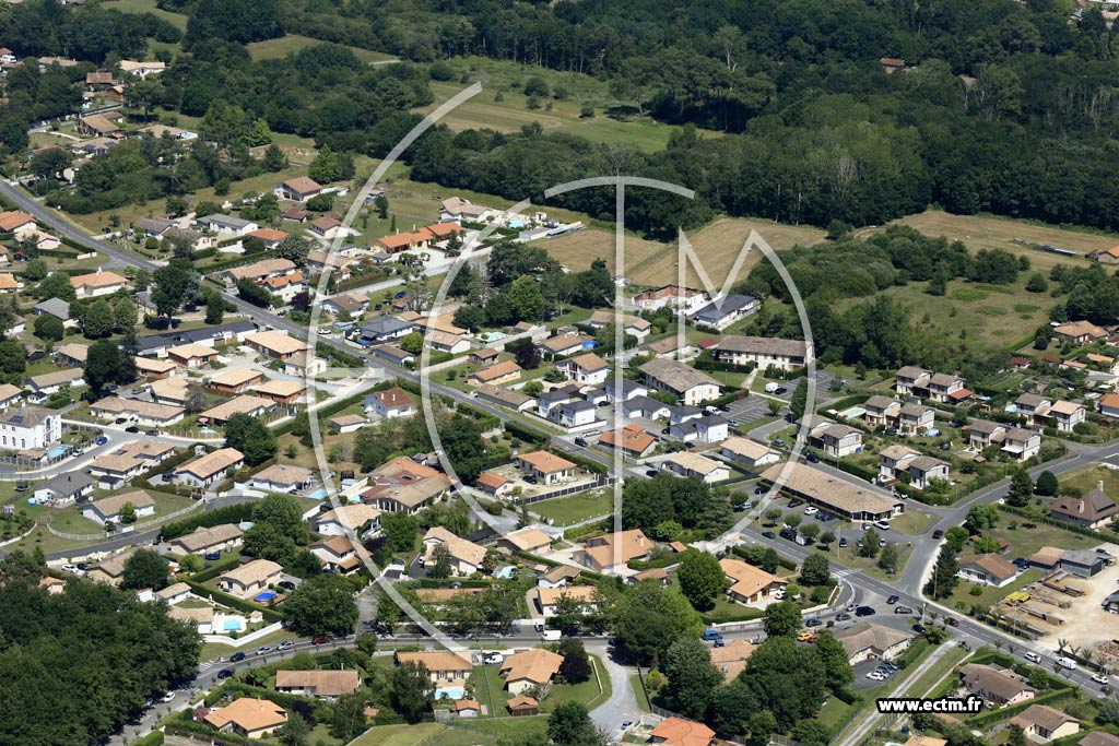 Photo arienne de Mios (la Route de Lacanau)