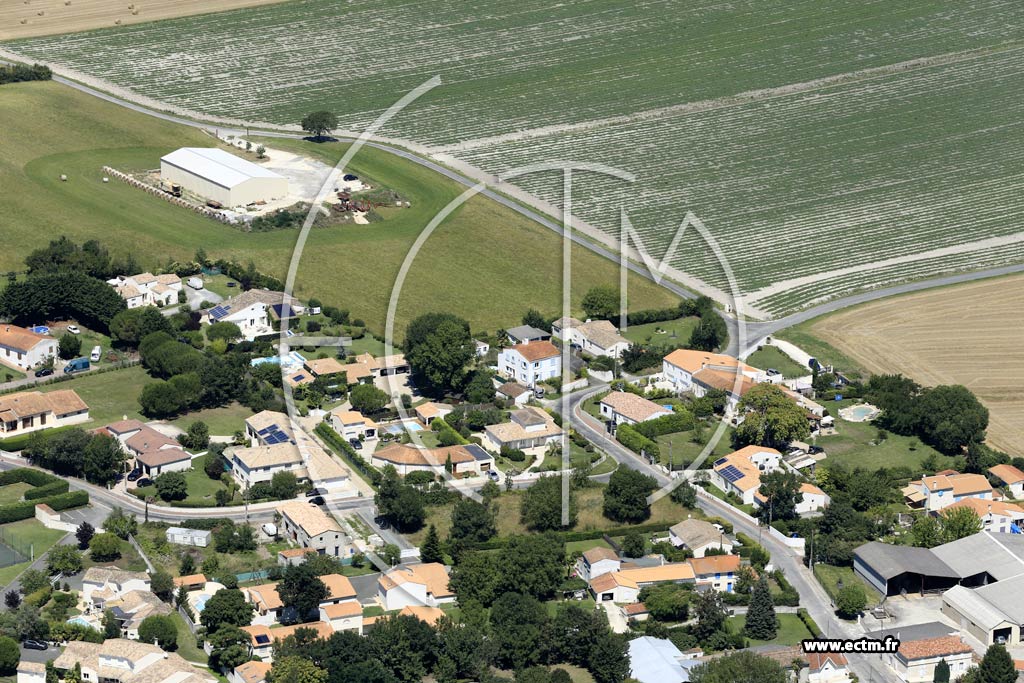 Photo arienne de Breuillet (Taupignac)