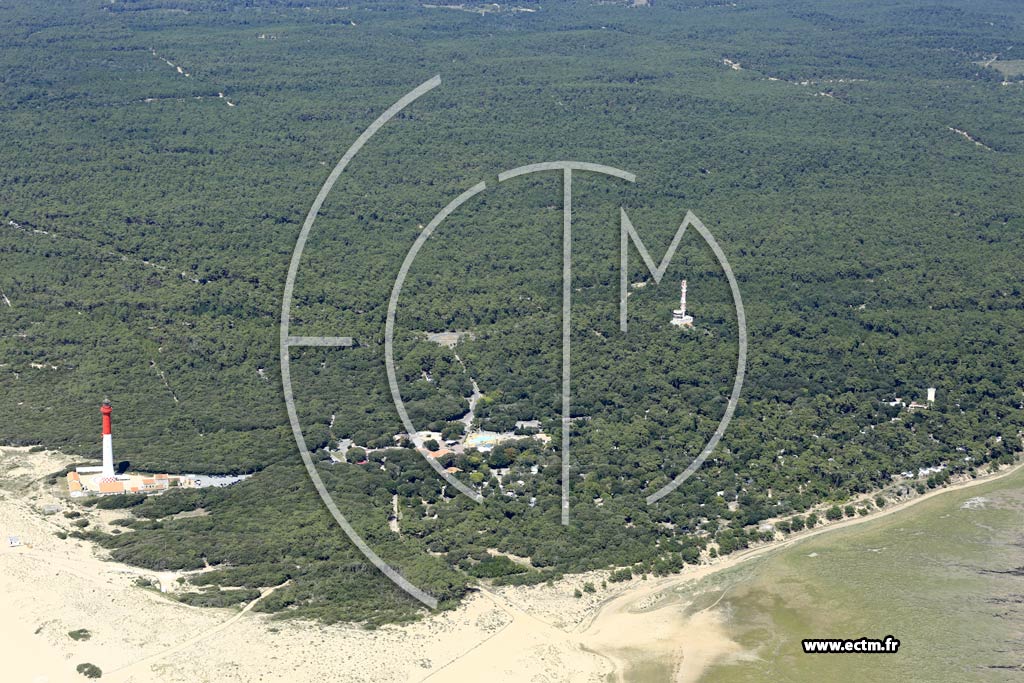 Photo arienne de Les Mathes ( Baie Bonne Anse - Pointe de la Coubre)