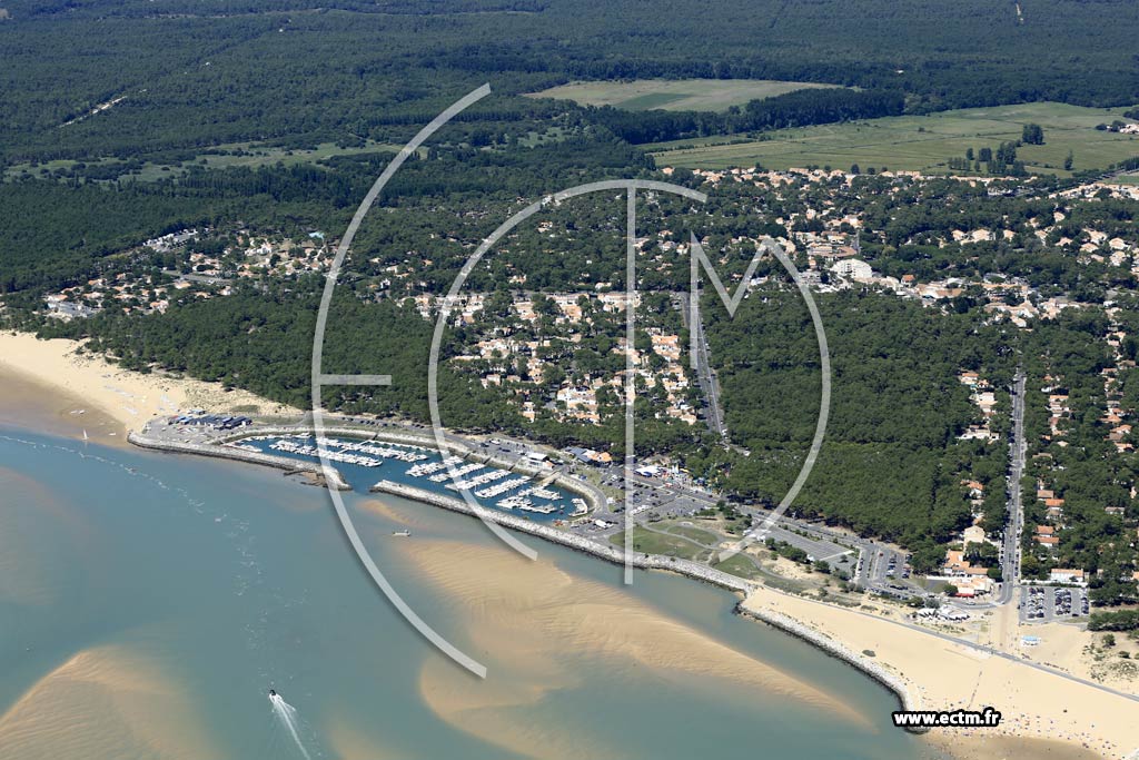 Photo arienne de Les Mathes (la Palmyre)