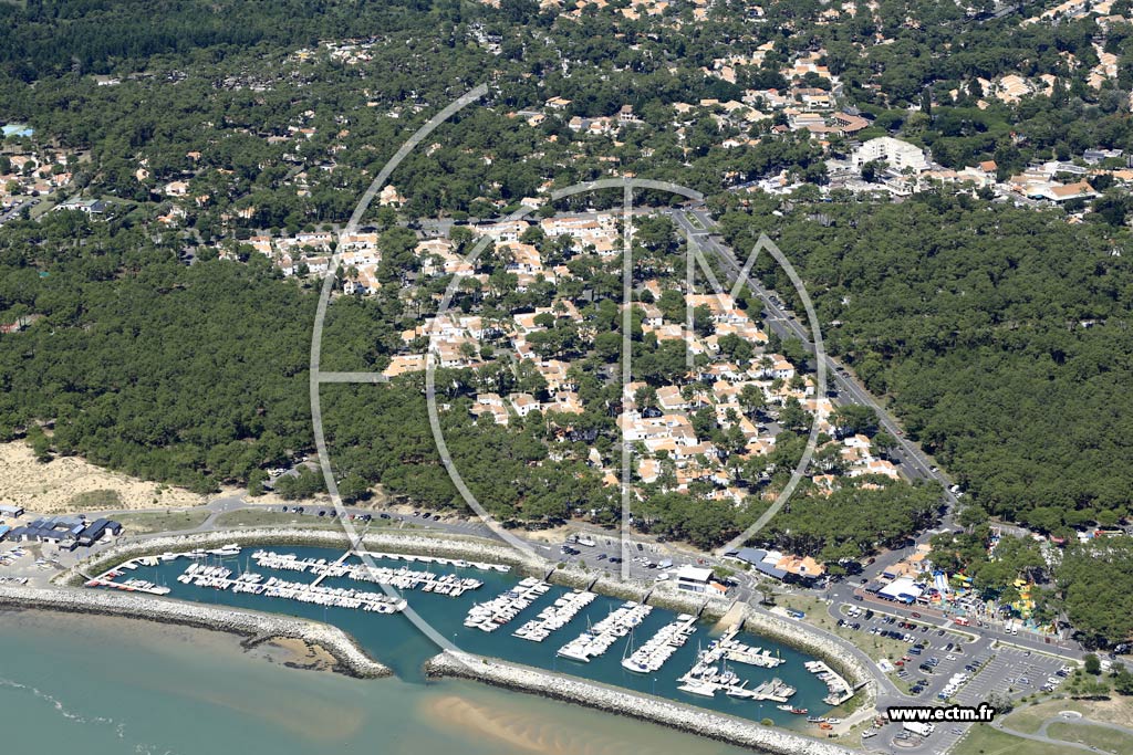 Photo arienne de Les Mathes (la Palmyre)
