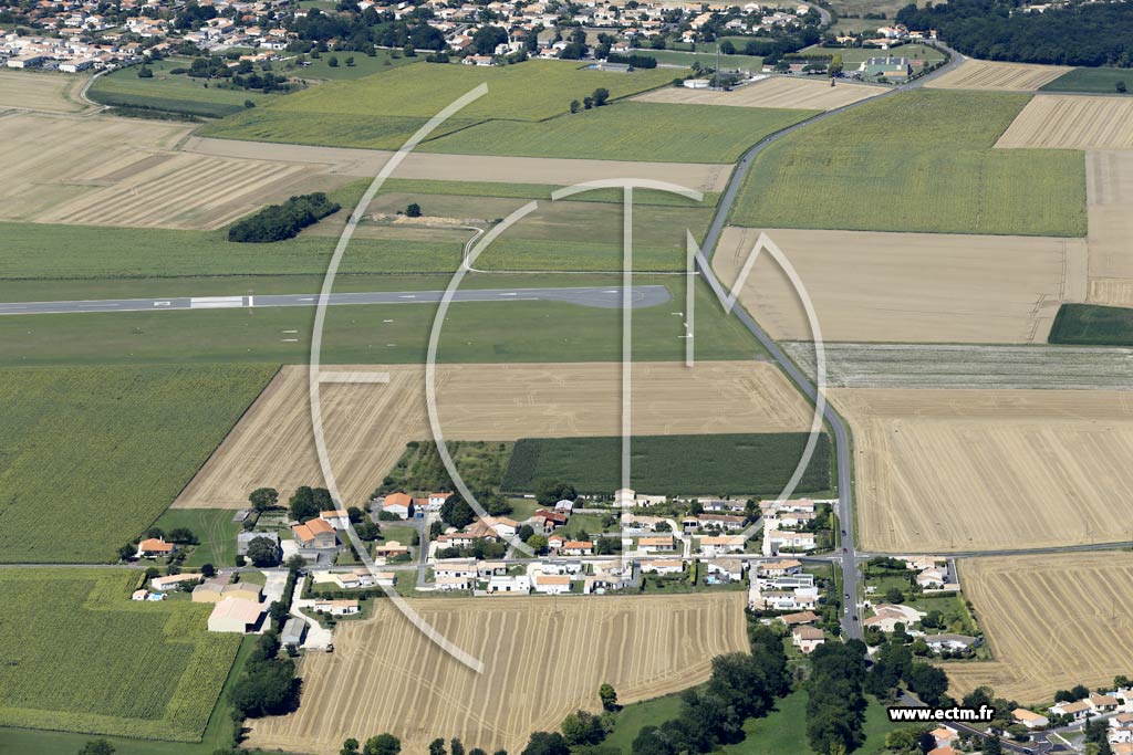 Photo arienne de Mdis (la Planche)