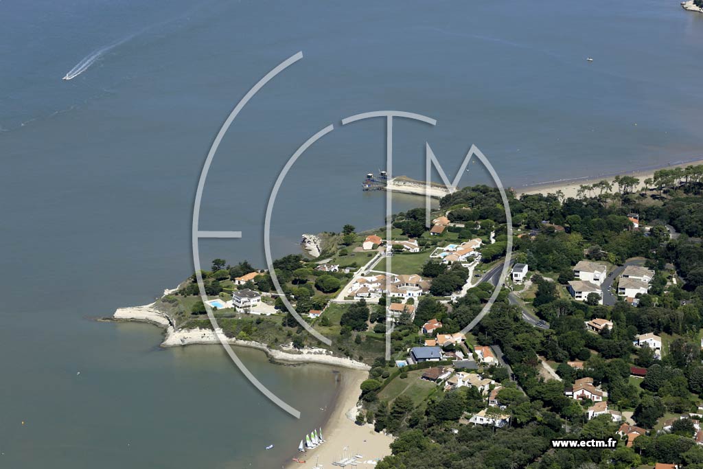 Photo arienne de Meschers-sur-Gironde