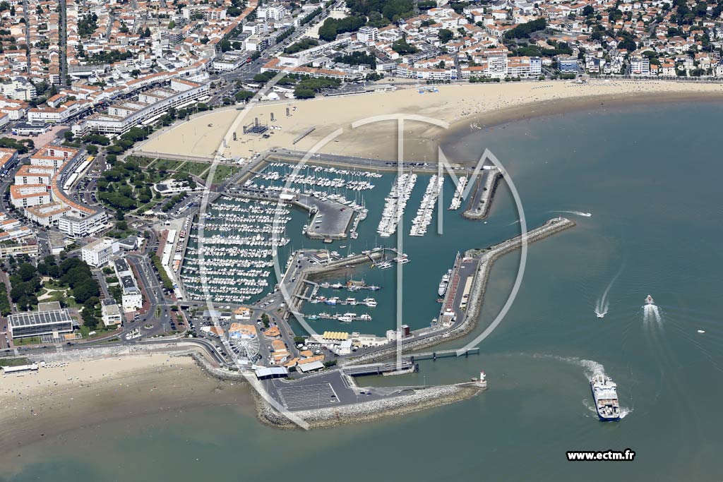 Photo arienne de Royan (Capitainerie)