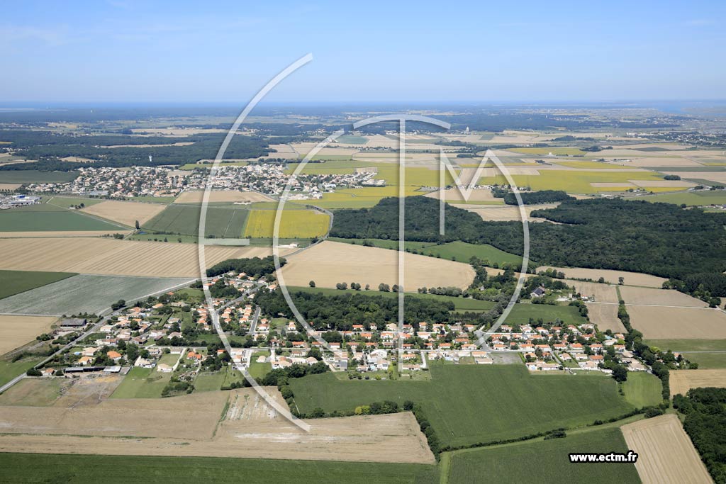 Photo arienne de Saint-Sulpice-de-Royan (les Maries)