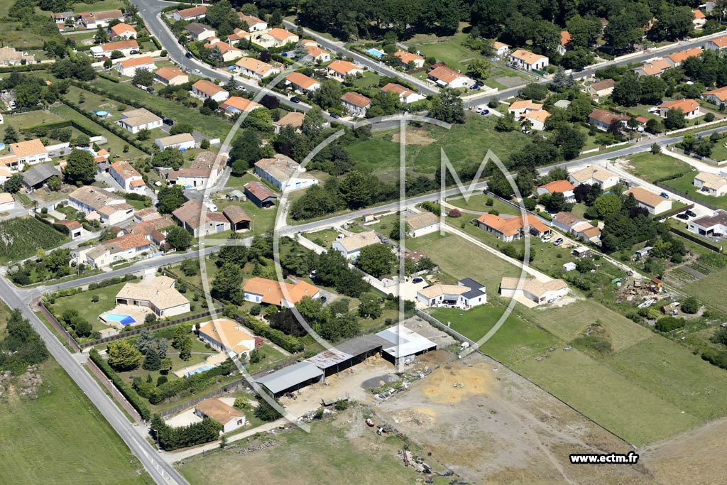 Photo arienne de Saint-Sulpice-de-Royan (les Maries)