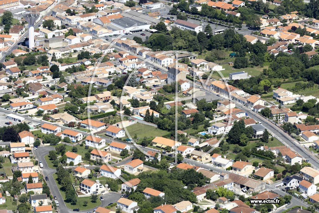 Photo arienne de Saujon (Centre)