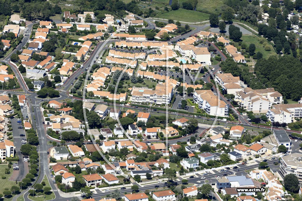 Photo arienne de Vaux-sur-Mer (Malakoff)