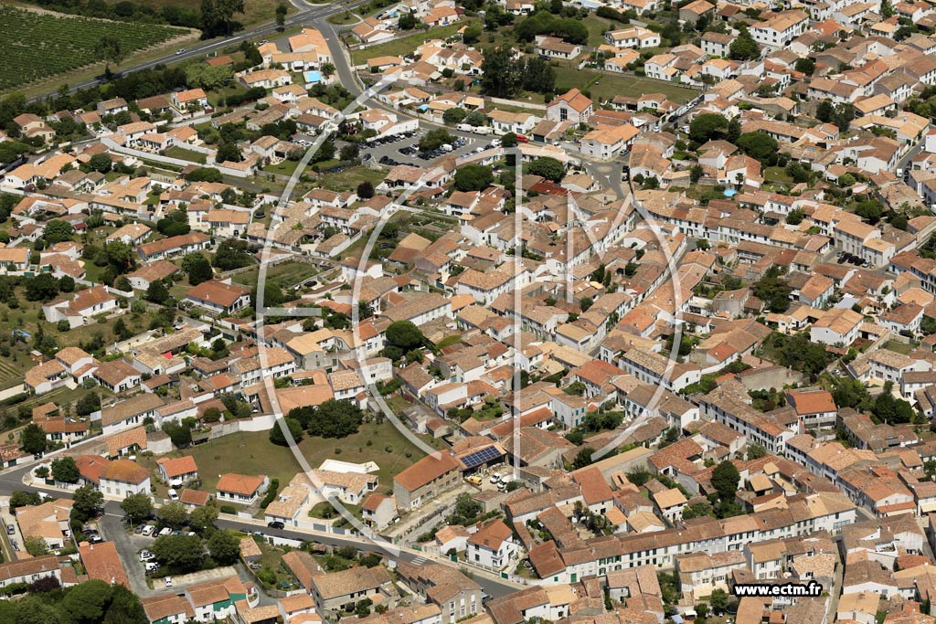 Photo arienne de La Couarde-sur-Mer (Centre)