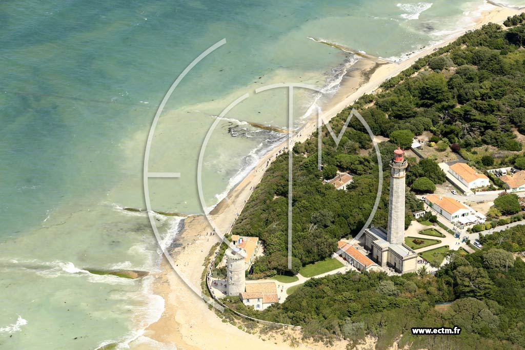 Photo arienne de Saint-Clment-des-Baleines (Pas du Groin - Phare des Baleines)