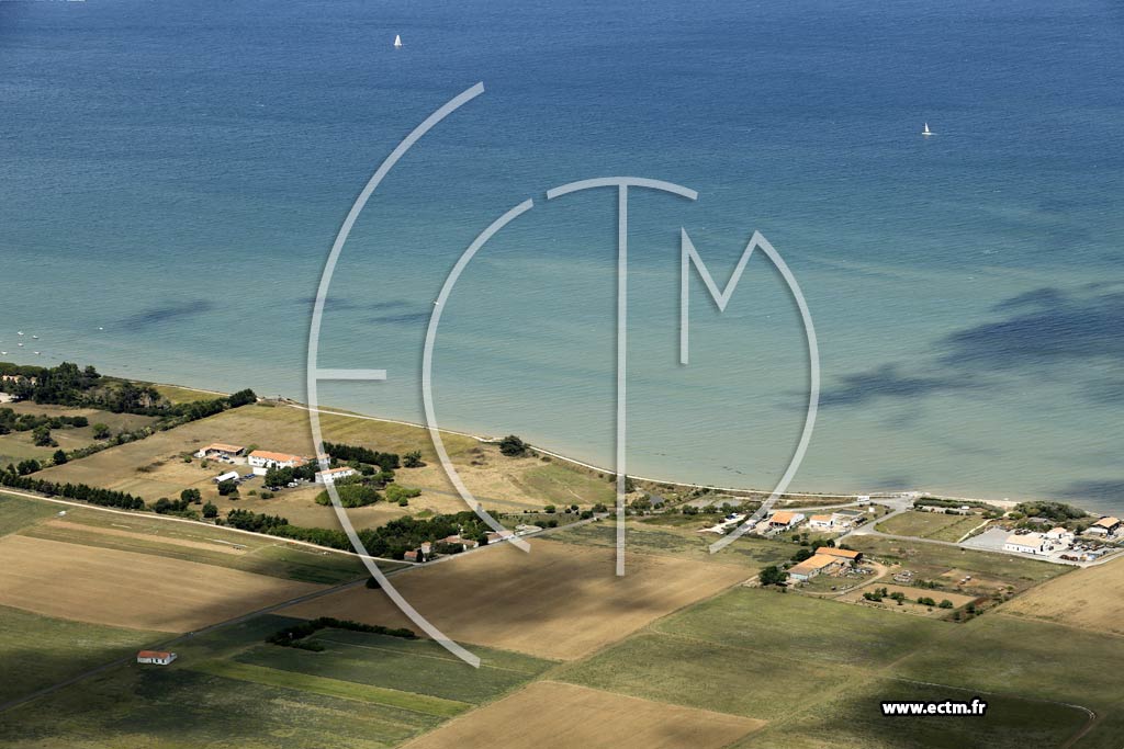 Photo arienne de Saint-Martin-de-R (le Prau)