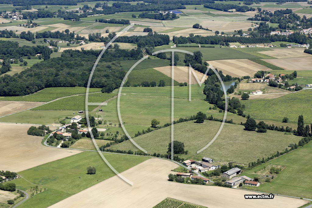 Photo arienne de Baignes-Sainte-Radegonde (Chez Charet - Chez Viaud)