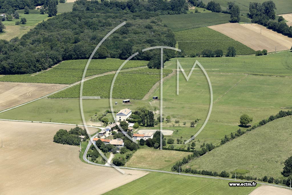 Photo arienne de Baignes-Sainte-Radegonde (Chez Viaud)