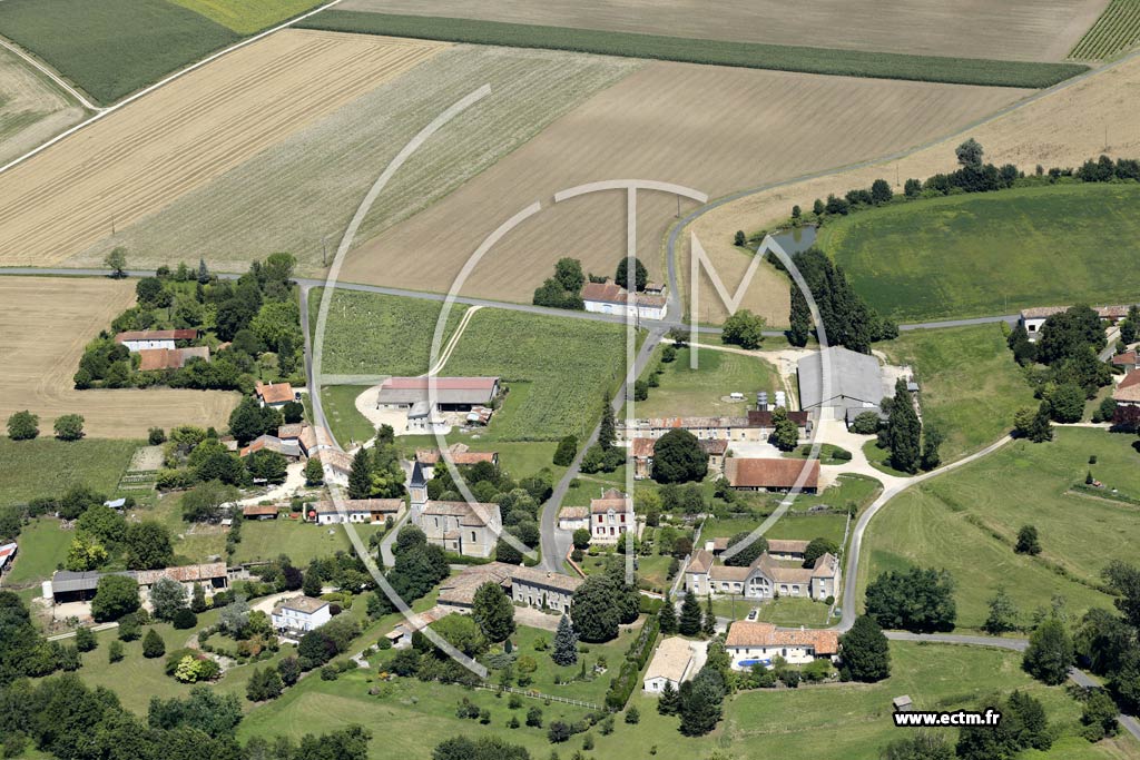 Photo arienne de Baignes-Sainte-Radegonde (Sainte-Radegonde)