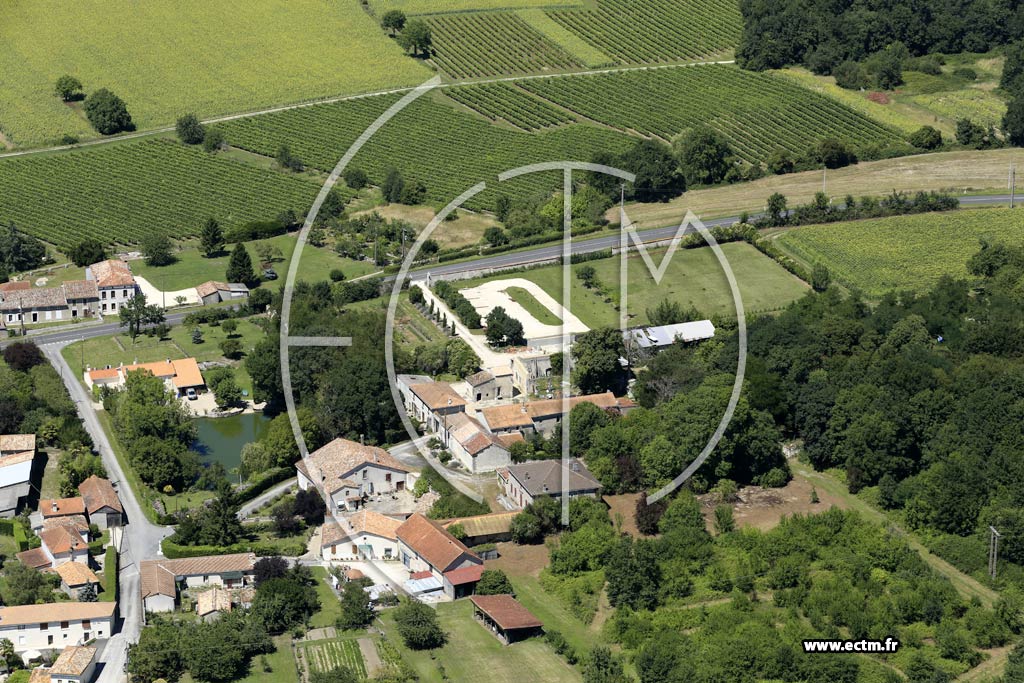 Photo arienne de Barbezieux-Saint-Hilaire (Chez Giraud)