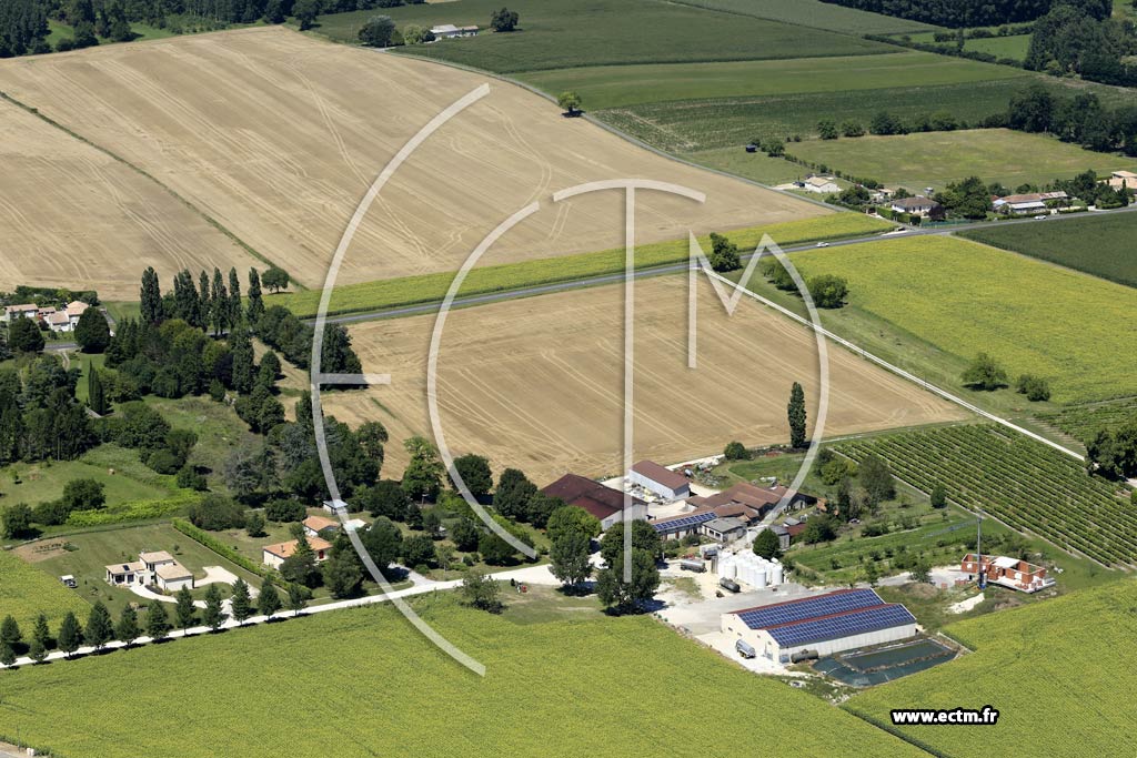 Photo arienne de Montchaude (la Mtairie - Chez les Roux)