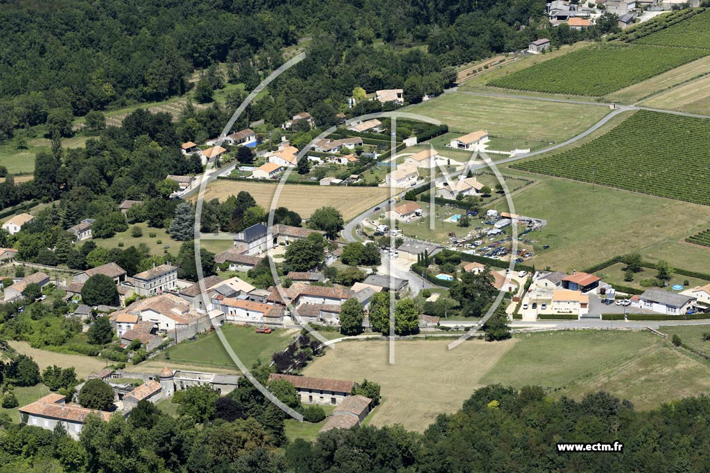 Photo arienne de Saint-Simeux (Tourton)
