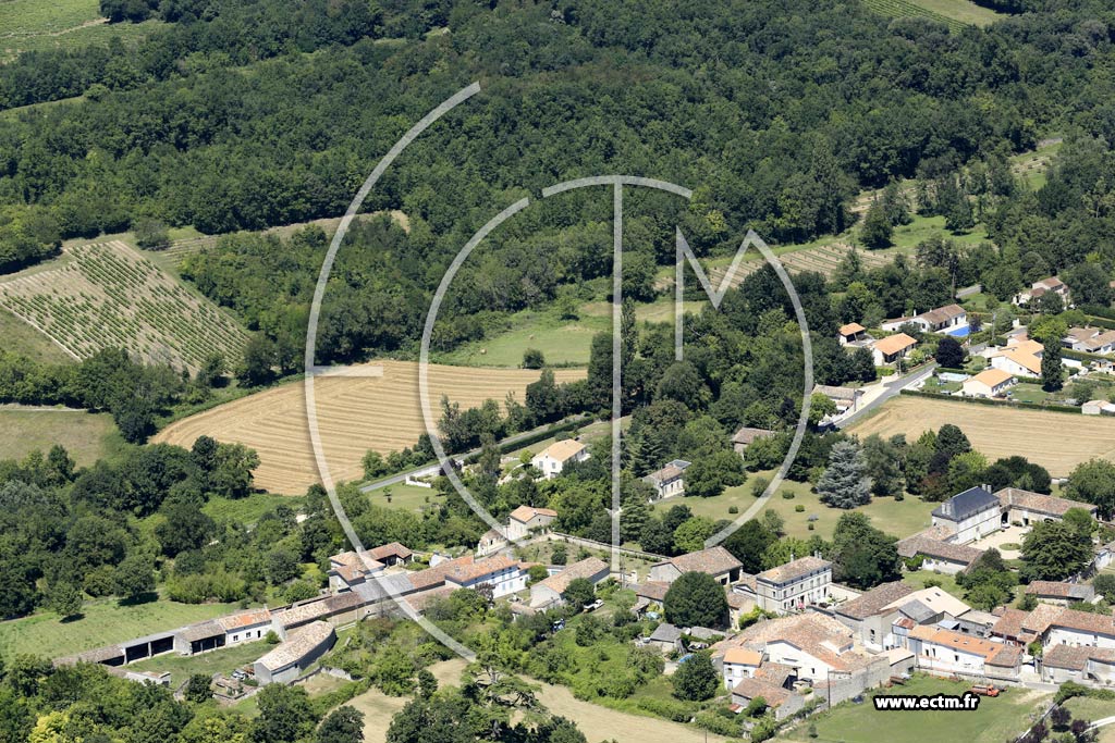 Photo arienne de Saint-Simeux (Tourton)