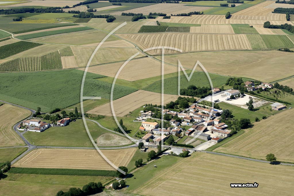 Photo arienne de Auge-Saint-Mdard (Crotet)