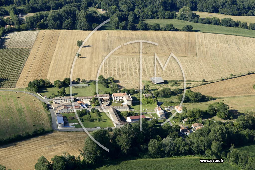 Photo arienne de Genac (Moulins)
