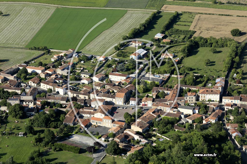 Photo arienne de Marcillac-Lanville