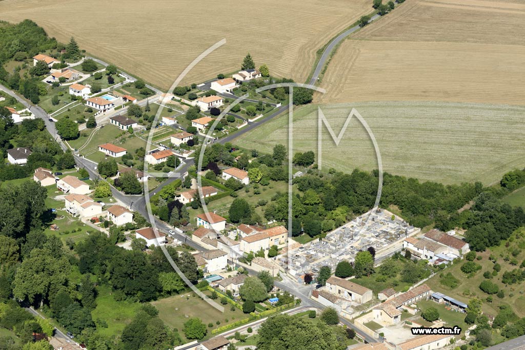 Photo arienne de Montignac-Charente