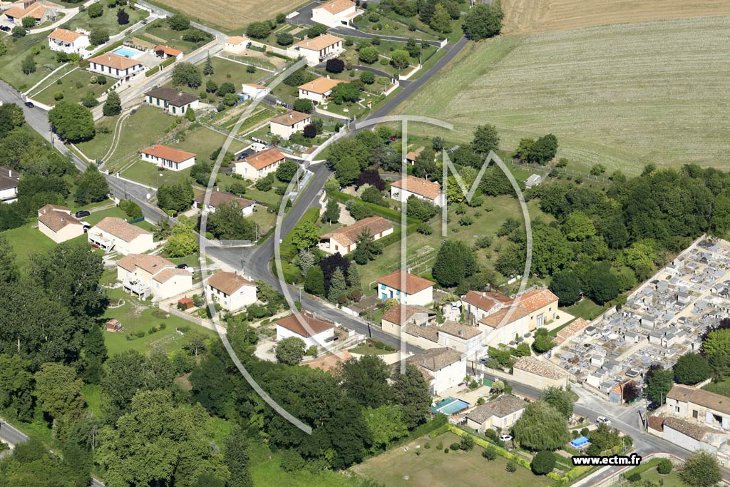 Photo arienne de Montignac-Charente
