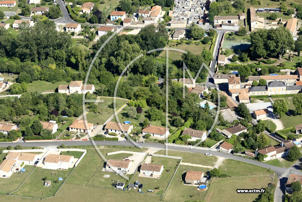 Photo arienne de Montignac-Charente