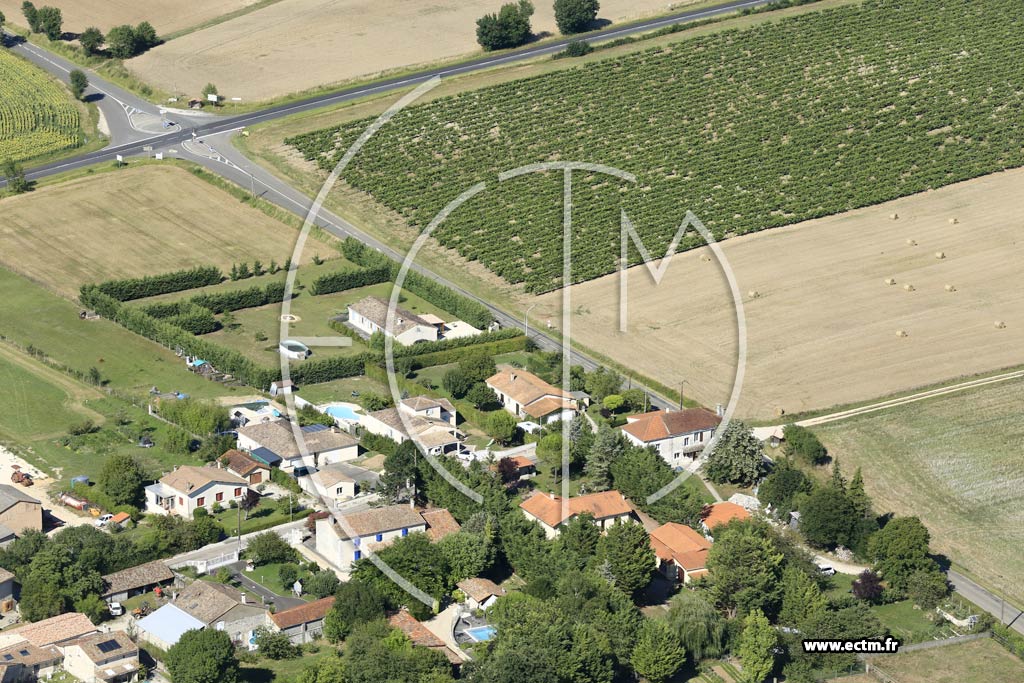 Photo arienne de Montignac-Charente (Chardonneau)