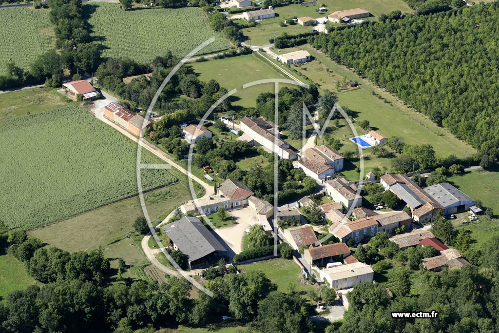 Photo arienne de Montignac-Charente (les Boiteaux)