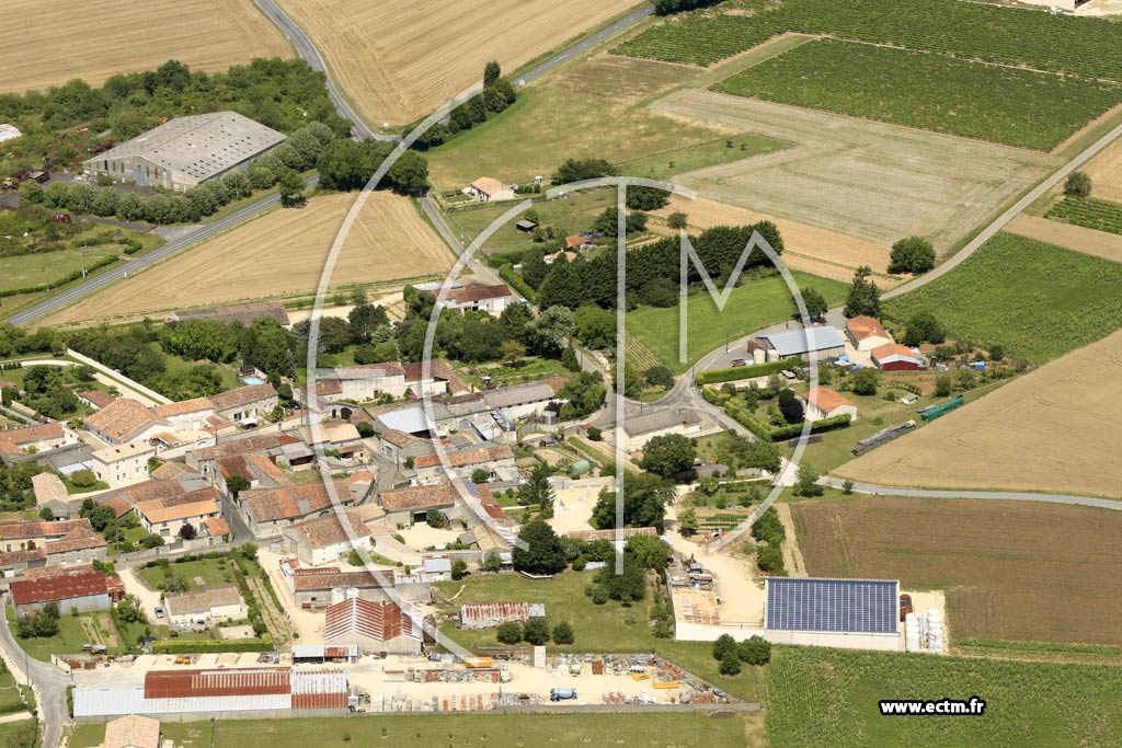 Photo arienne de Rouillac (les Villairs)