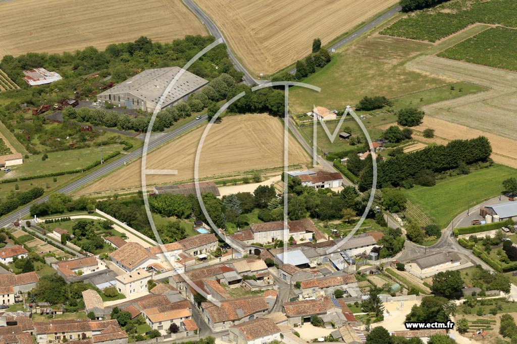 Photo arienne de Rouillac (les Villairs)