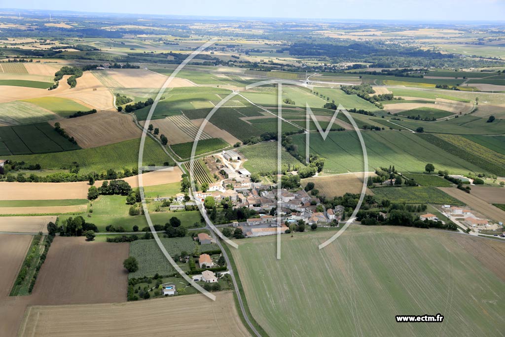 Photo arienne de Saint-Genis-d'Hiersac (Boursandreau)