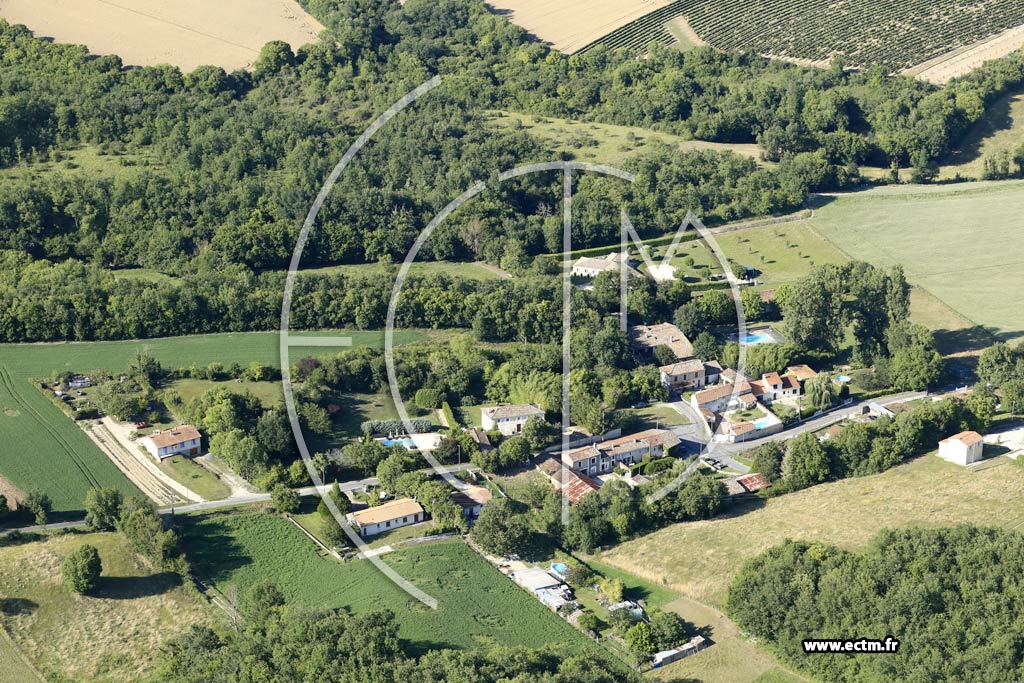 Photo arienne de Saint-Genis-d'Hiersac (Bourserois)